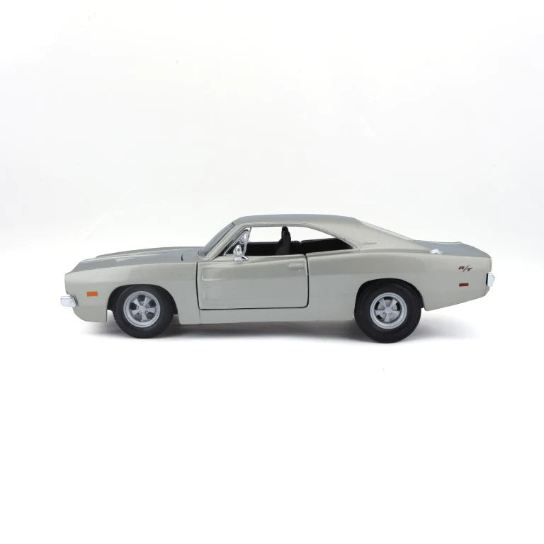 Maisto 1:25 Diecast 1969 Dodge Charger - Silver