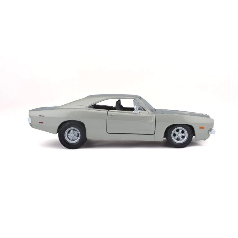 Maisto 1:25 Diecast 1969 Dodge Charger - Silver