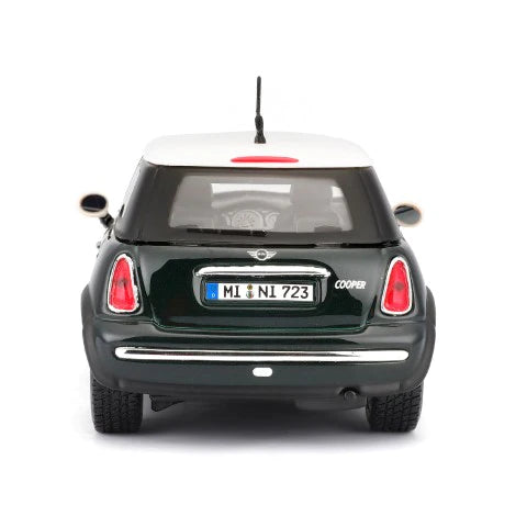 Maisto 1:24 Mini Cooper Model Car