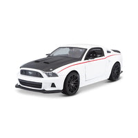 Maisto 1:24 Diecast Ford Mustang Street Racer