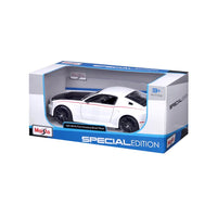 Maisto 1:24 Diecast Ford Mustang Street Racer