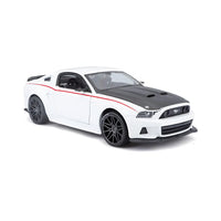 Maisto 1:24 Diecast Ford Mustang Street Racer