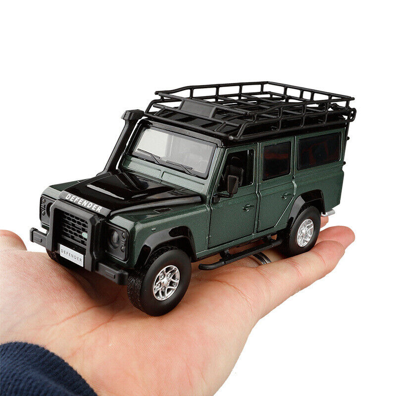 1:32 Diecast Land Rover Defender Model Car