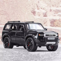 1:32 Diecast Toyota Land Cruiser Prado SUV Model