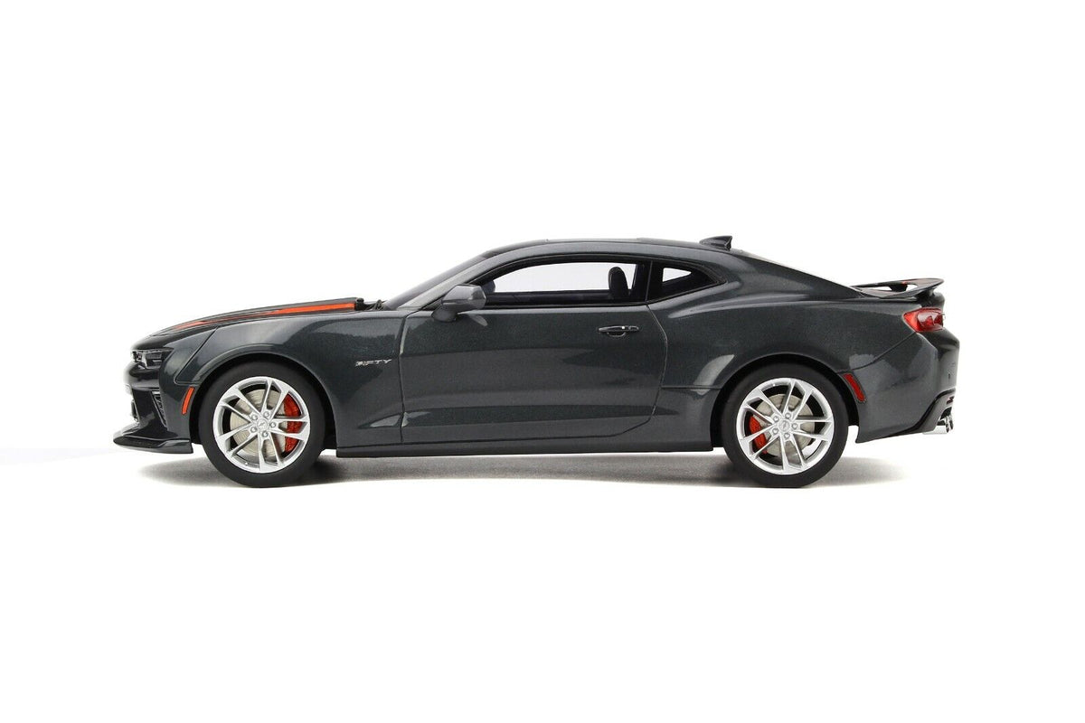Maisto 1:18 Diecast Chevrolet Camaro 50th Anniversary 2017