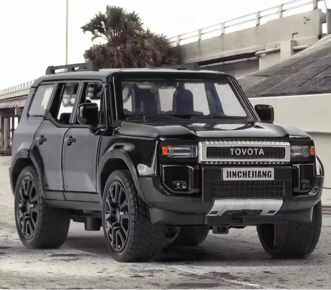 1:32 Diecast Toyota Land Cruiser Prado SUV Model