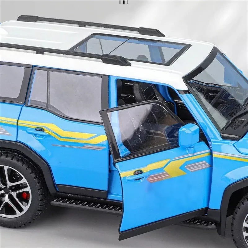 1:24 Diecast Toyota Land Cruiser Prado LC250 Model