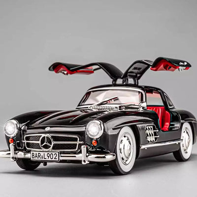 1:24 Diecast Benz 300SL Model Car With Smoke