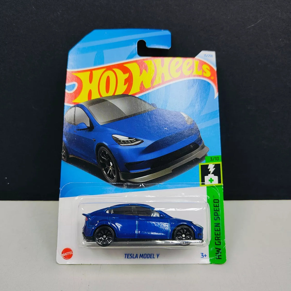 Hot Wheels Diecast Tesla Model Y'