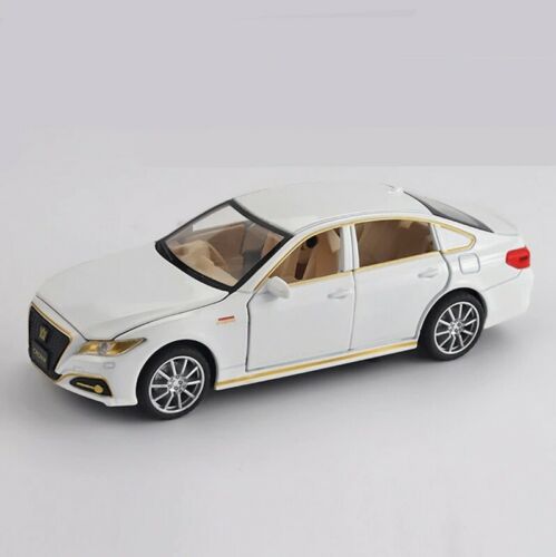 Diecast Toyota Crown Scale 1:32