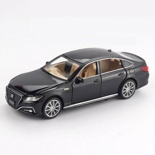 Diecast Toyota Crown Scale 1:32