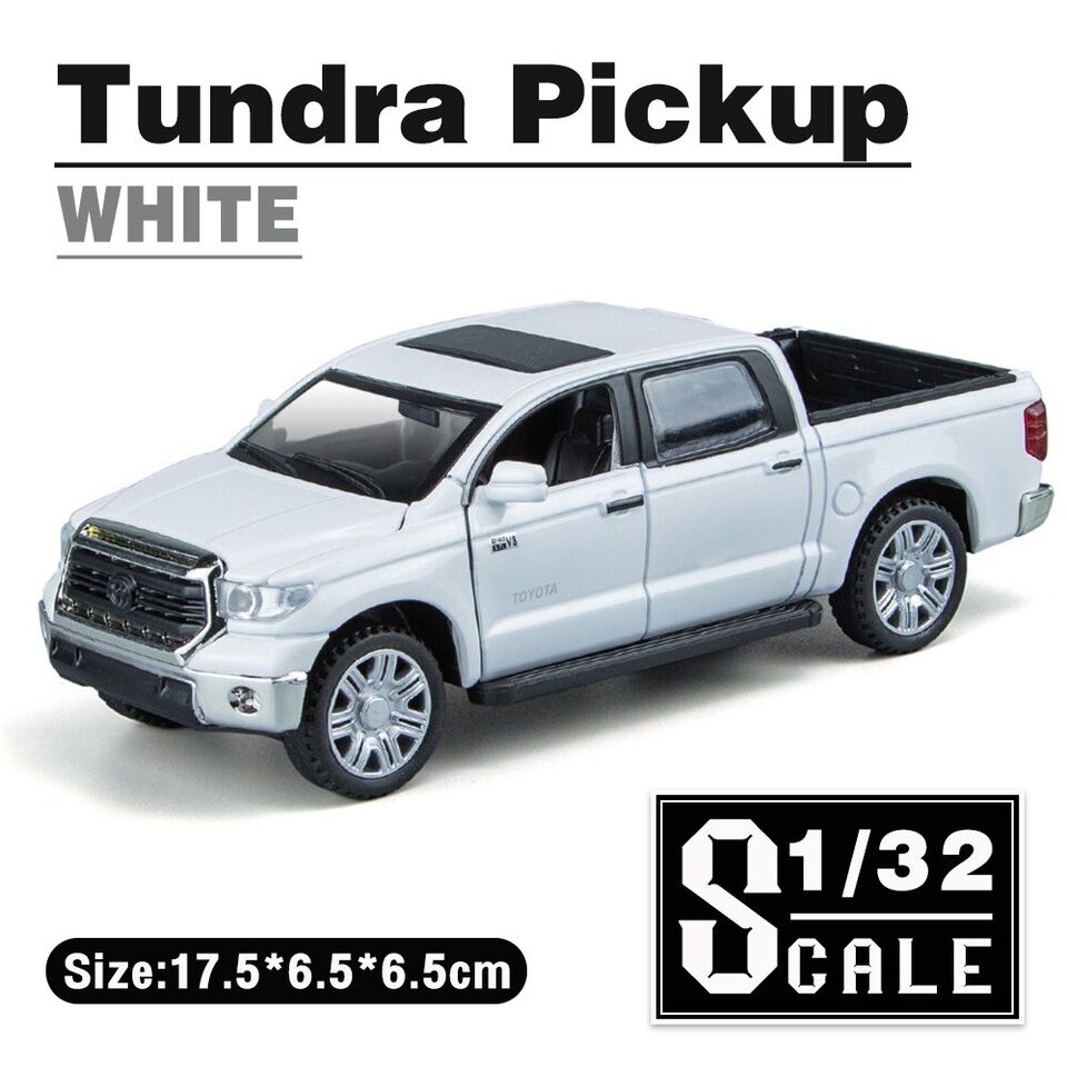 1:32 Diecast Toyota Tundra Pickup Model