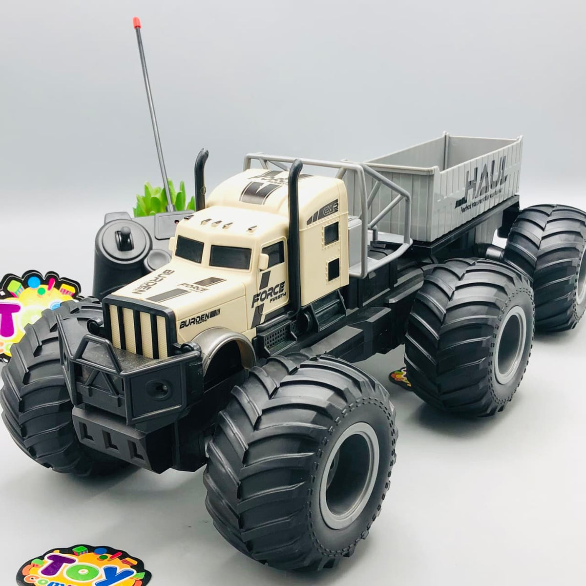 RC Shuttle Off-Road Truck With Container