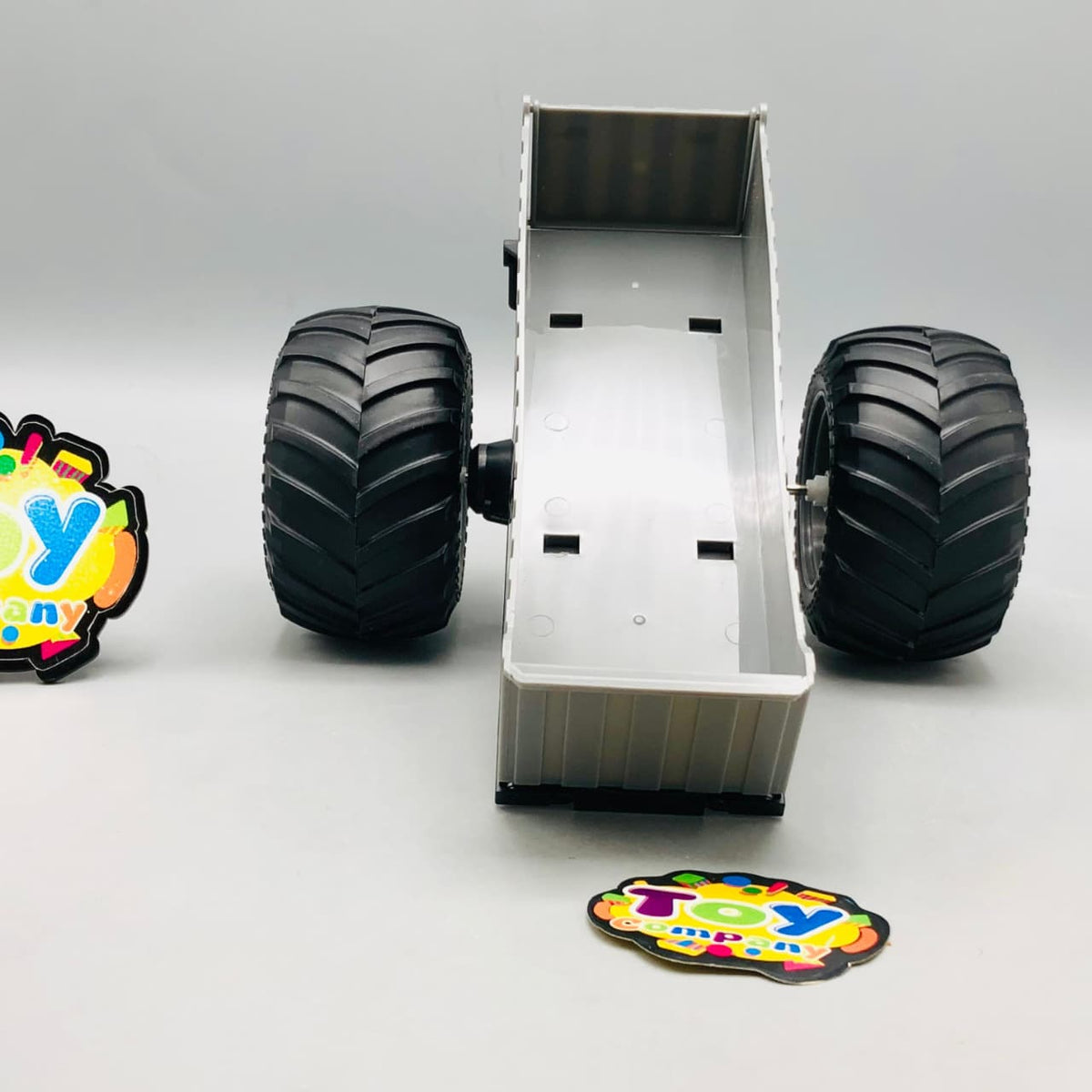 RC Shuttle Off-Road Truck With Container