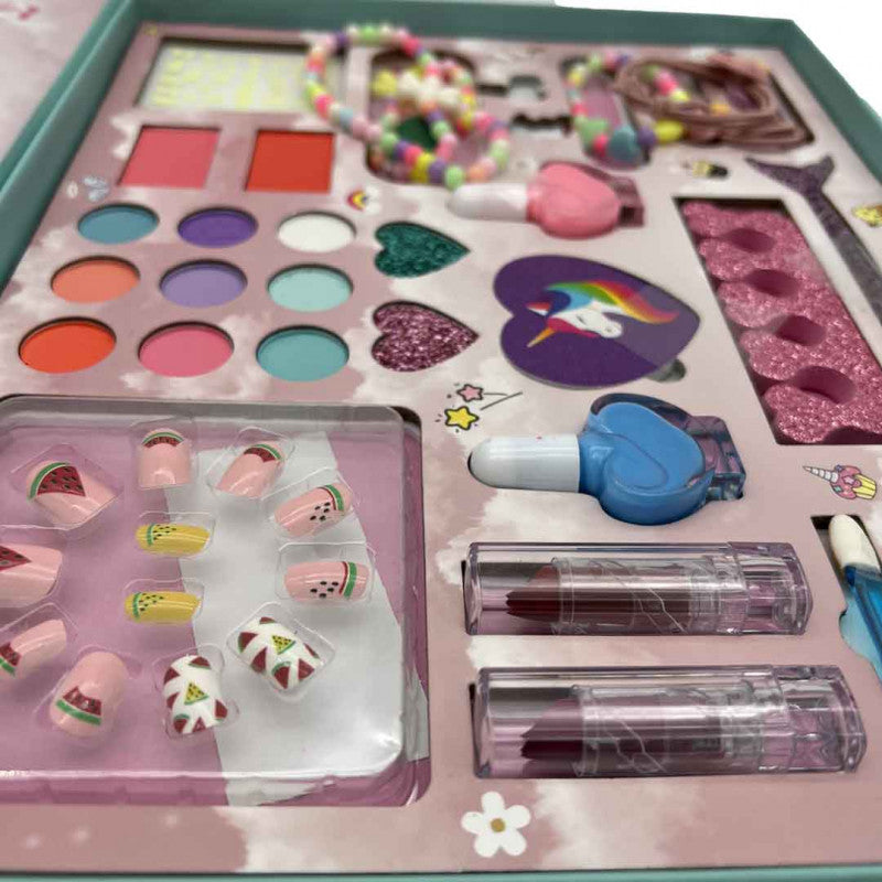 29in1 Fantasy Castle Makeup & Jewellery Set