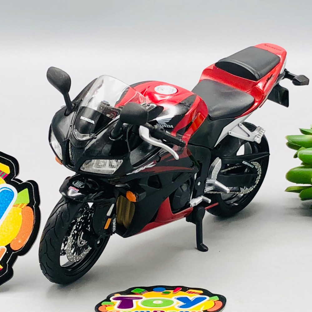 Maisto 1:12 Diecast Honda CBR 600 RR Model Bike