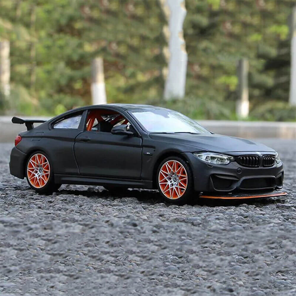 Maisto 1:24 BMW M4 GTS Model
