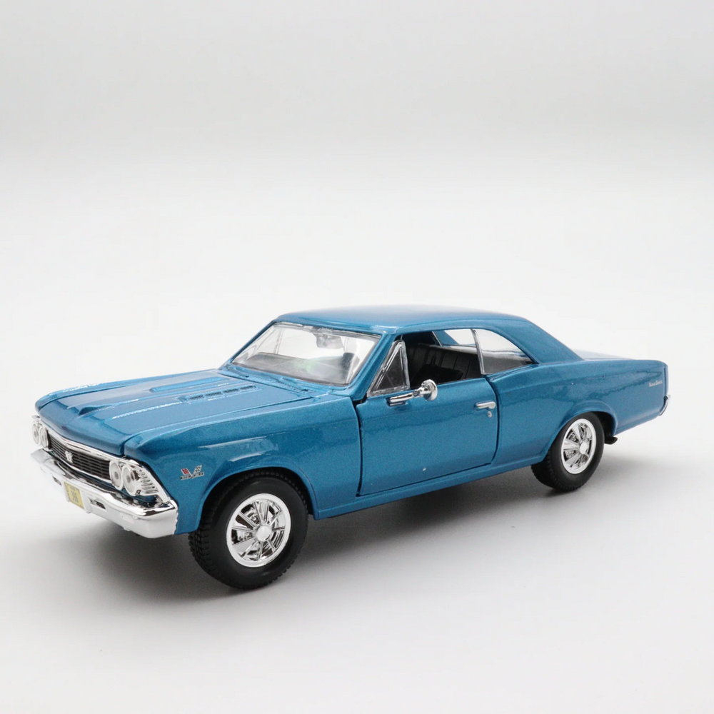 Maisto 1:24 1966 Chevrolet Chevelle SS 396 Model