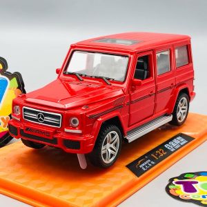 1:32 Diecast AMG G65 With Acrylic Display Box - Red